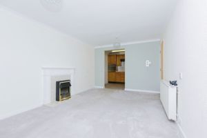 LIVING ROOM- click for photo gallery